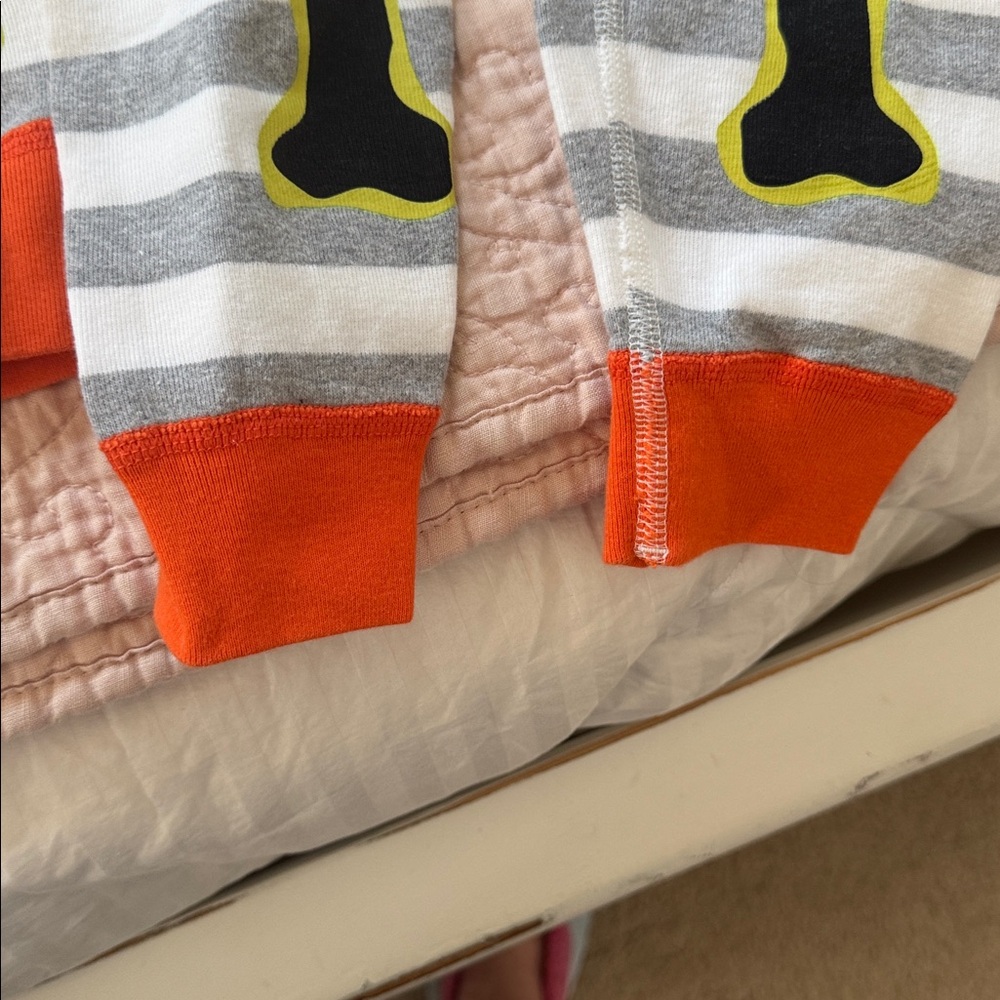 Hannah Anderson Halloween Pajamas - Picture 4 of 5